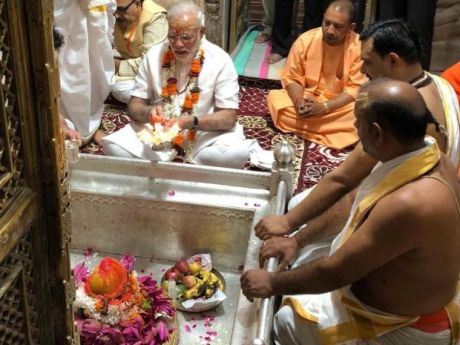 Modi doing Shiva puja in Kashi.